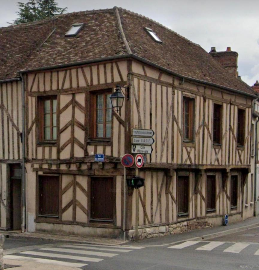 Le Marais Vous - Duplex En Centre-Ville. Provins Zewnętrze zdjęcie