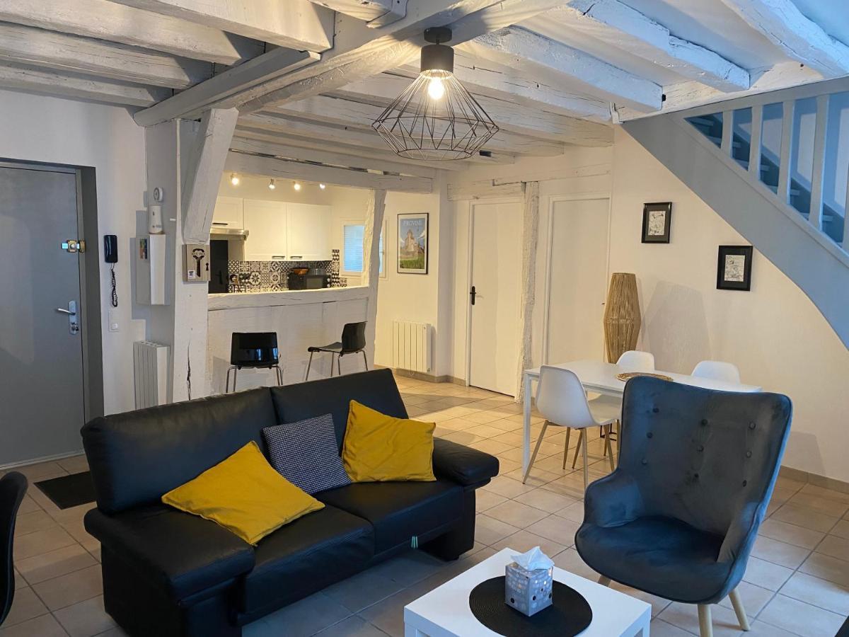 Le Marais Vous - Duplex En Centre-Ville. Provins Zewnętrze zdjęcie
